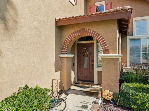 5029 La Sarre Drive, Fontana CA 92336