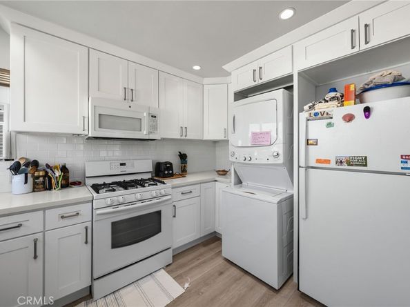 3754 California, Long Beach CA 90807