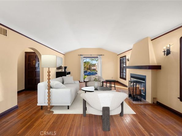 3754 California, Long Beach CA 90807