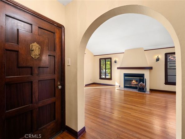 3754 California, Long Beach CA 90807