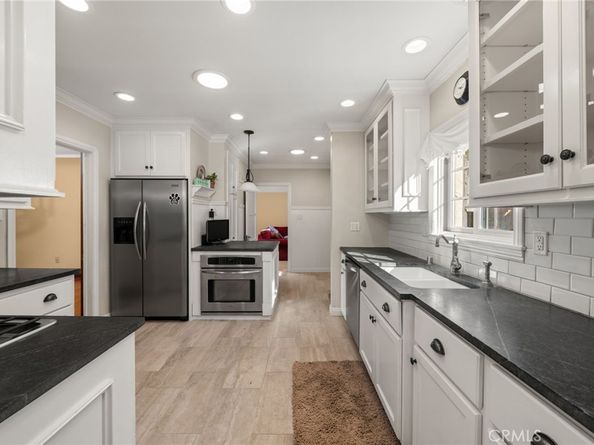 3754 California, Long Beach CA 90807