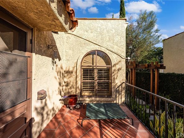 3754 California, Long Beach CA 90807