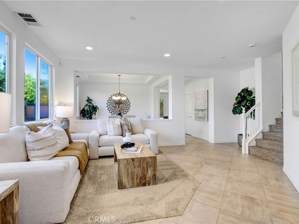 15562 Sicily Lane, Fontana CA 92336