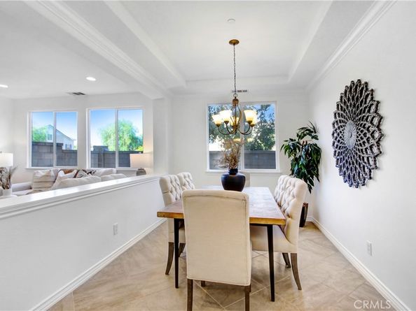 15562 Sicily Lane, Fontana CA 92336