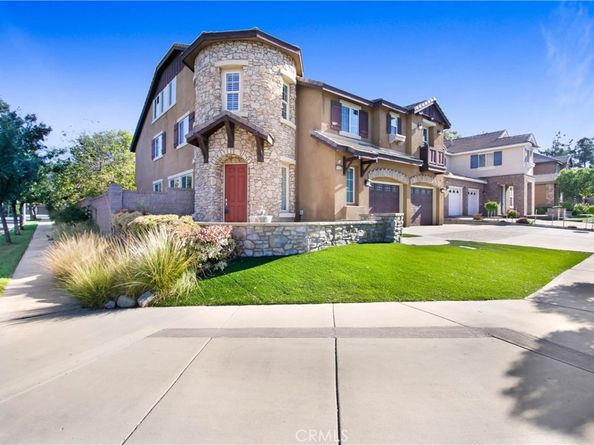 15562 Sicily Lane, Fontana CA 92336