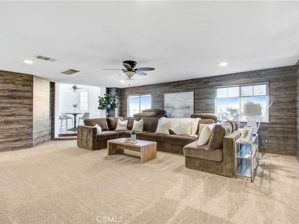 15562 Sicily Lane, Fontana CA 92336