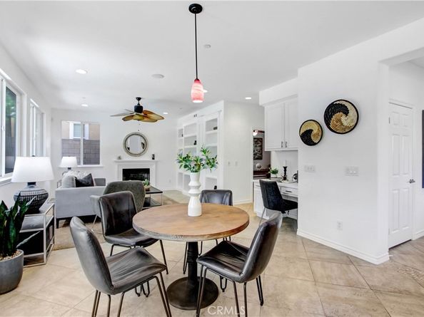 15562 Sicily Lane, Fontana CA 92336