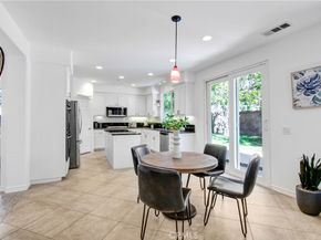 15562 Sicily Lane, Fontana CA 92336