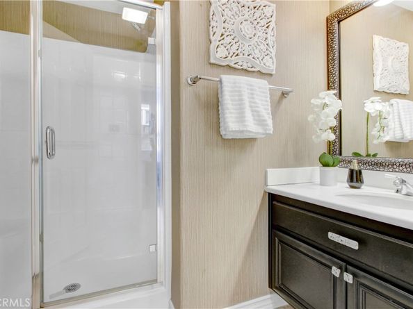 15562 Sicily Lane, Fontana CA 92336