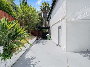 3448 Ardsley Place, Encino CA 91436