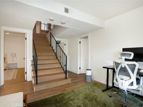 4828 Regalo, Woodland Hills CA 91364