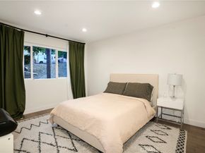 4828 Regalo, Woodland Hills CA 91364