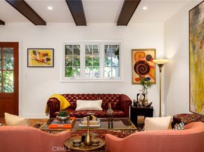 898 S Victoria, Los Angeles CA 90005