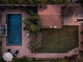 898 S Victoria, Los Angeles CA 90005