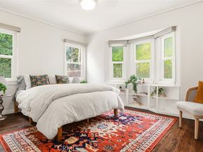 13360 Magnolia, Sherman Oaks CA 91423