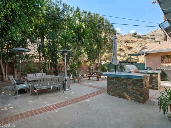 8515 Petaluma, Sun Valley CA 91352