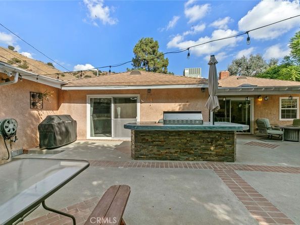 8515 Petaluma, Sun Valley CA 91352