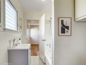 10335 Scoville Avenue, Sunland CA 91040