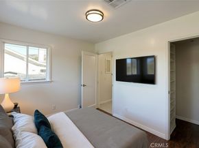 10335 Scoville Avenue, Sunland CA 91040