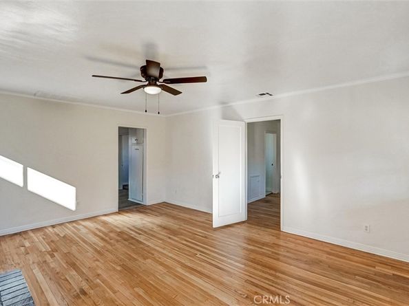 10335 Scoville Avenue, Sunland CA 91040