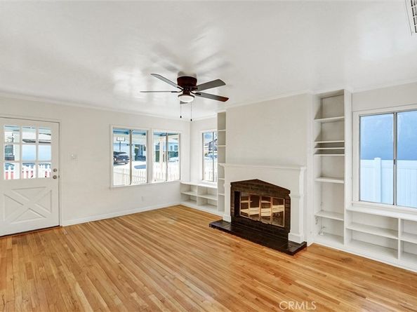 10335 Scoville Avenue, Sunland CA 91040