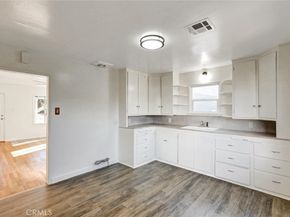 10335 Scoville Avenue, Sunland CA 91040