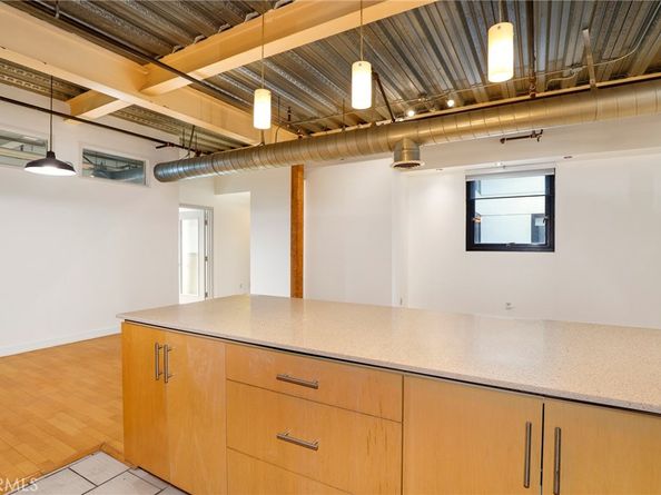 330 W 11th Street A503, Los Angeles CA 90015