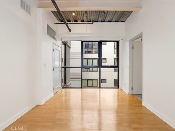 330 W 11th Street A503, Los Angeles CA 90015