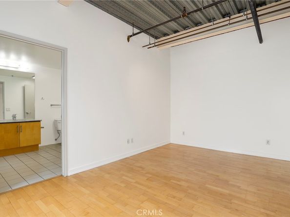 330 W 11th Street A503, Los Angeles CA 90015