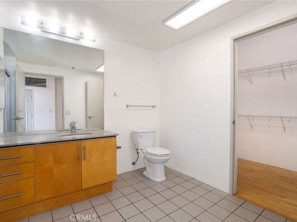 330 W 11th Street A503, Los Angeles CA 90015