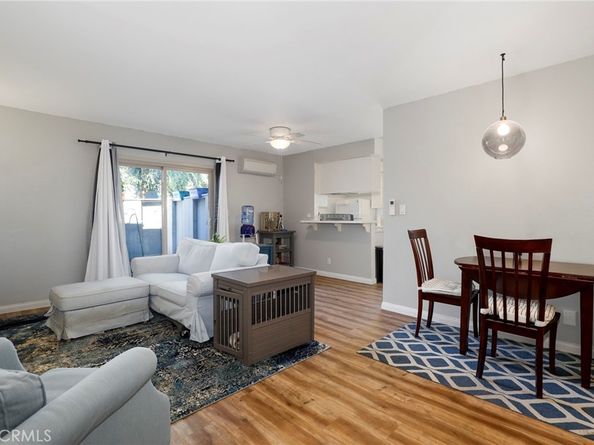 6021 Fountain Park Ln 2, Woodland Hills CA 91367