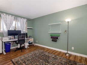 6021 Fountain Park Ln 2, Woodland Hills CA 91367