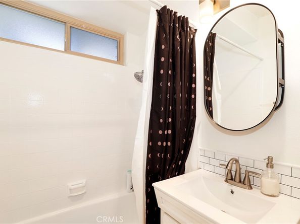 6021 Fountain Park Ln 2, Woodland Hills CA 91367