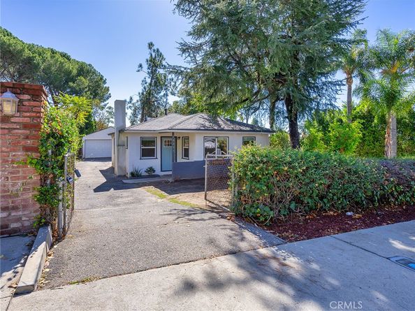 13322 Berg Street, Sylmar CA 91342