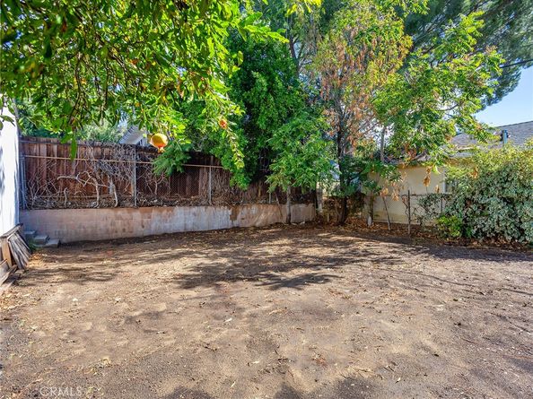 13322 Berg Street, Sylmar CA 91342