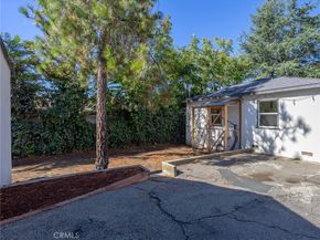 13322 Berg Street, Sylmar CA 91342