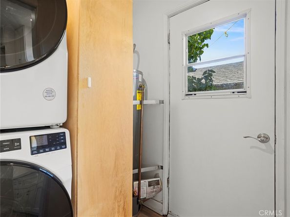 13322 Berg Street, Sylmar CA 91342
