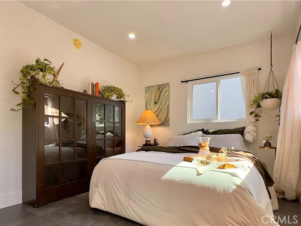 2907 S Ridgeley Drive, Los Angeles CA 90016