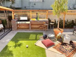2907 S Ridgeley Drive, Los Angeles CA 90016