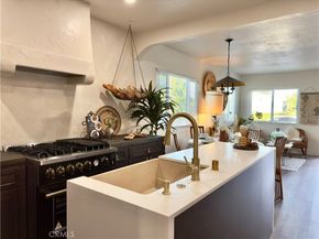 2907 S Ridgeley Drive, Los Angeles CA 90016