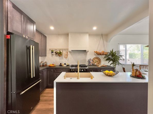 2907 S Ridgeley Drive, Los Angeles CA 90016