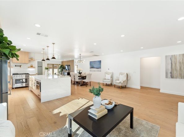 3945 S Norton Avenue, Los Angeles CA 90008