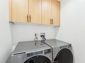 3945 S Norton Avenue, Los Angeles CA 90008