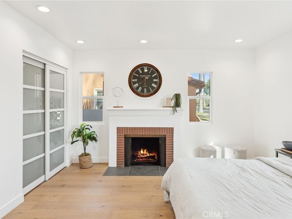 3945 S Norton Avenue, Los Angeles CA 90008