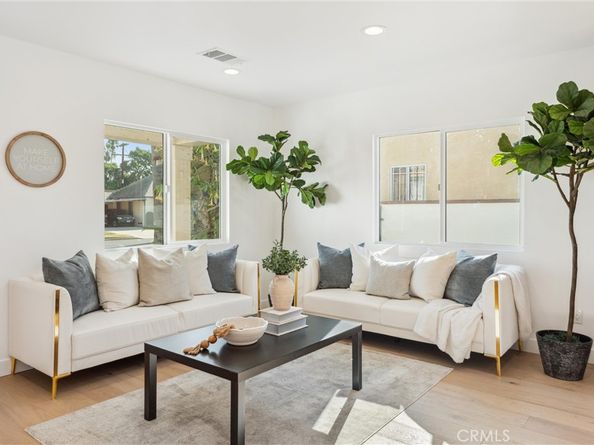 3945 S Norton Avenue, Los Angeles CA 90008