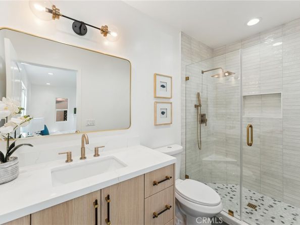 3945 S Norton Avenue, Los Angeles CA 90008