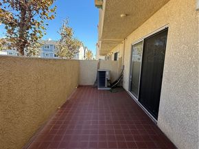401 W 220th #18 Street, Carson CA 90745