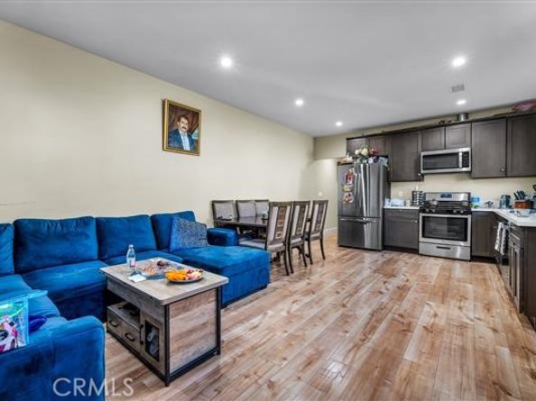 609 Corwin Avenue, Glendale CA 91206