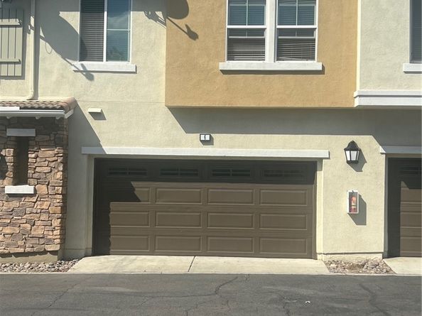 15723 Parkhouse 6, Fontana CA 92336