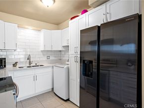 2018 Las Vegas Avenue 18, Pomona CA 91767